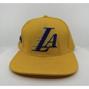 Los Angeles Lakers Hat Cap Snap Back NBA Basketball Logo Yellow Pro Standard Men